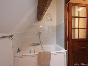 Maisons de vacances Gite Marmouille, 4 pieces, 5 personnes - FR-1-497-81 : photos des chambres