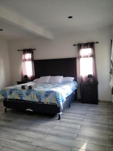 CASA DE LEON para tu familia