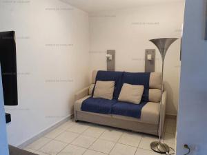 T2 climatisé au cœur de Cavalaire, avec terrasse, garage, proche des plages et commerces - FR-1-100-277