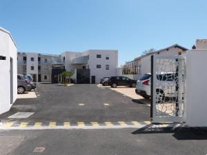 Appartement bord de mer avec accès plage, piscine, jacuzzi, 1 chambre, animaux admis, parking inclus - FR-1-194-253