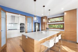 Kingfisher Beach House