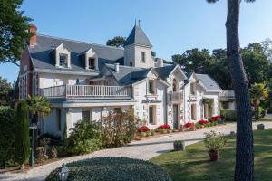 Hotels Hotel The Originals Residence de Rohan (EX RELAIS DU SILENCE) : photos des chambres