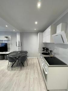 Brother street apartment