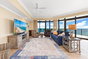 The Oasis at Orange Beach Condos by Hosteeva
