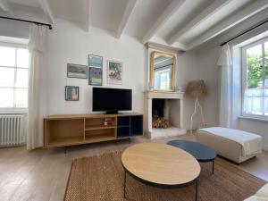 Villas Elegante maison de village au coeur de La Noue : photos des chambres