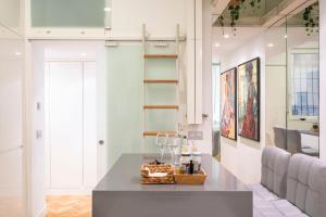 For You Rentals Apartment TEMPORAL in the Center of Madrid ESP50