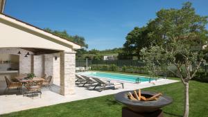 Villa Casa Mostia with Private Pool