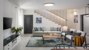 Villa Casa Mostia with Private Pool