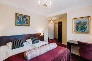 Standard Double or Twin Room room in Hotel Amerika