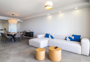 Blue Suite 2389 Sea Views