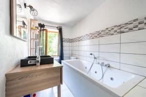 Villa charmante avec piscine privée à Fayence