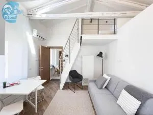 Basovizza 3 Angelica Tirabora Short Rent - Monrupino