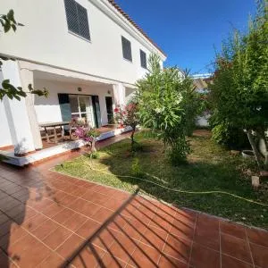 Casa amplia adosada al lado de la playa - 埃尔波提尔