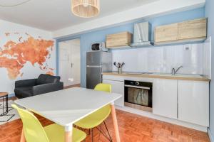 Appartements Bleu d'Iena - Parking gratuit et vue montagnes : photos des chambres