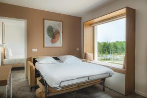 Hotels The Originals Boutique Hotel Amiens Sud : Chambre Familiale