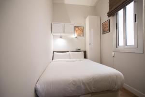 31ENT1027 - Mediterranean decorated apartment