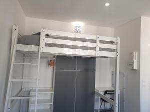Appartements L'Olivier Proche Metro : photos des chambres