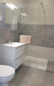 Appartements L'Olivier Proche Metro : photos des chambres