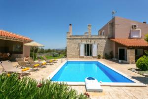 Villa Terpsy by Villa Plus