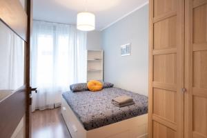 Golden ApartmentsOp25