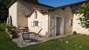 La maisonnette Mimosa - Champagnac