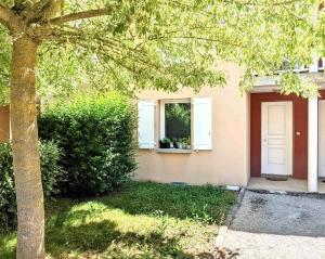 Maisons de vacances Maison 2ch, 74m², tout equipee, parking, jardin : photos des chambres