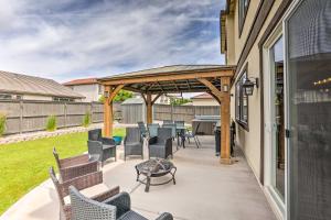 Air Racing Decor, Hot Tub Sparks Home!