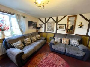 Yarm Cottages Sleeping 6 Next to Fox Covert Pub