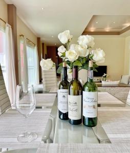 Hugo Villa (3-Bedroom Pool villa + Rooftop)