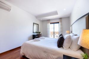 Baía da Luz - Sea View Luxury Apartment