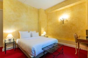 Hotels Chateau De Razay : photos des chambres