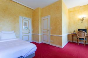 Hotels Chateau De Razay : photos des chambres