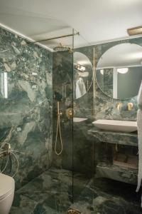 Luxury Premium Suite #5