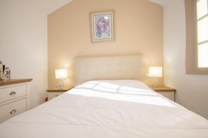 Charming bungalow with private garden