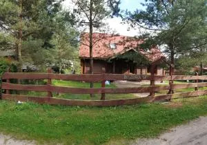 Trójmiasto nad jeziorem DOM -ECHOCHATA - Barwik