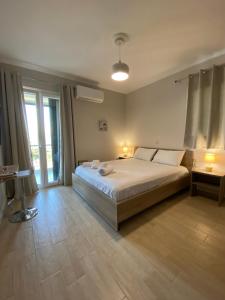 Tasos Cozy Apartment 2nd Floor