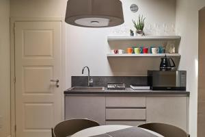 Residenza SubitoSanto "Gigliola" 9A - Bilocale con terrazzo esclusivo Cupola Basilica di SantAntonio-