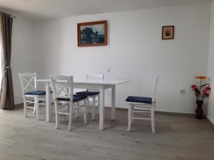 Apartmani Ana-Lora