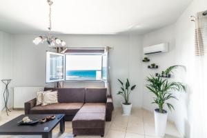 Coastal Family House With SeaView