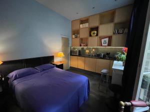 Paris Marais 75004 Seine River