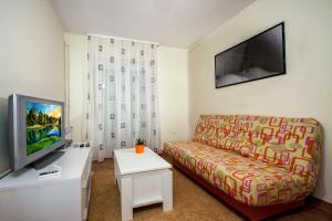 Deluxe Double or Twin Room with Pool Access room in Apartments Šebelja