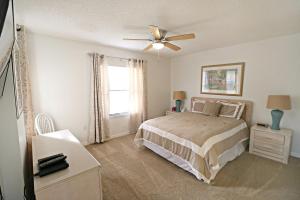 Ocean Village Club F22