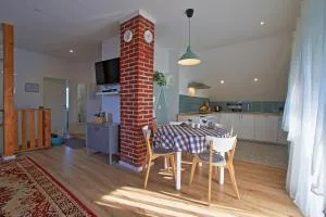 Little Forest - Orovac