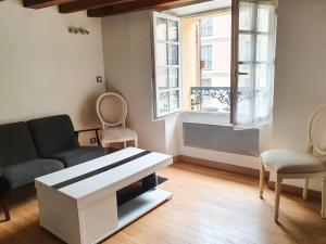 Appartements EXIGEHOME-Studio Cosy a 2 pas du Chateau de Versailles : Appartement 1 Chambre