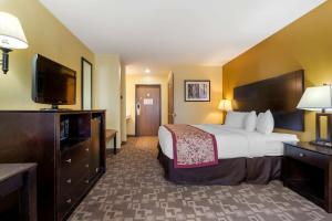 King Room - Non-Smoking room in Best Western Blackfoot Inn