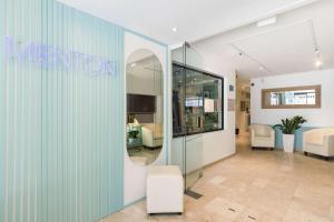 Hotels Best Western Hotel Mediterranee Menton : photos des chambres