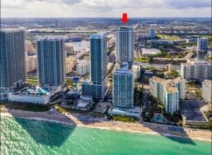 Luxury apartment- Hyde House Resort