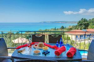 Villa Chrissos by Villa Plus