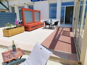 Appartements Apartment in excellent location, direct access to the beach, Plonevez-Porzay : photos des chambres