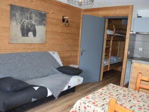 Appartements Studio Pralognan-la-Vanoise, 1 piece, 4 personnes - FR-1-464-204 : photos des chambres